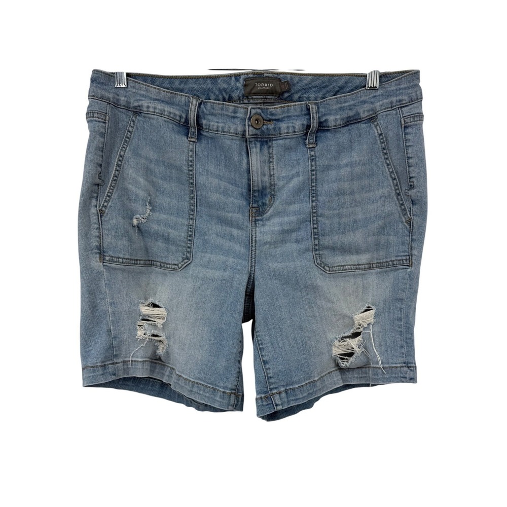 Torrid Mid Rise Denim Shorts Size 18 Blue Distressed Bermuda Vintage Stretch